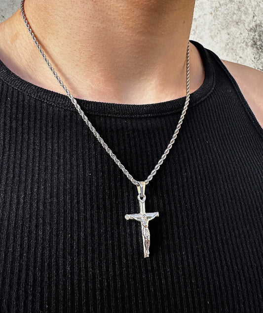 CRUCIFIX PENDANT (SILVER)